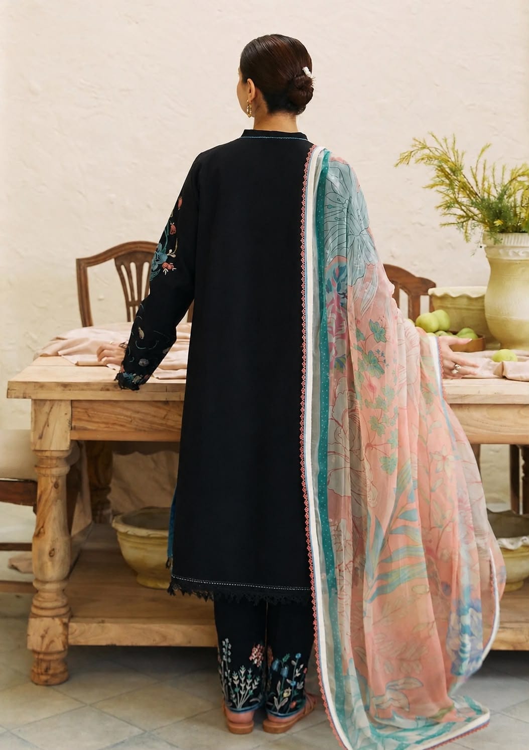 Zara Shahjahan Dhanak Embroidered Hit Code Suit, Black (view 4)