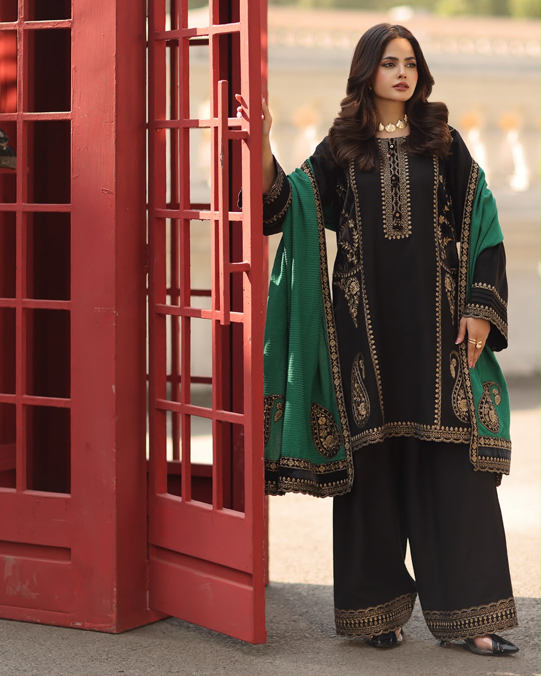 Dhanak 3-Piece Heavy Thread Embroidered Unstitched Suit with Ready-to-Wear Shawl – Black