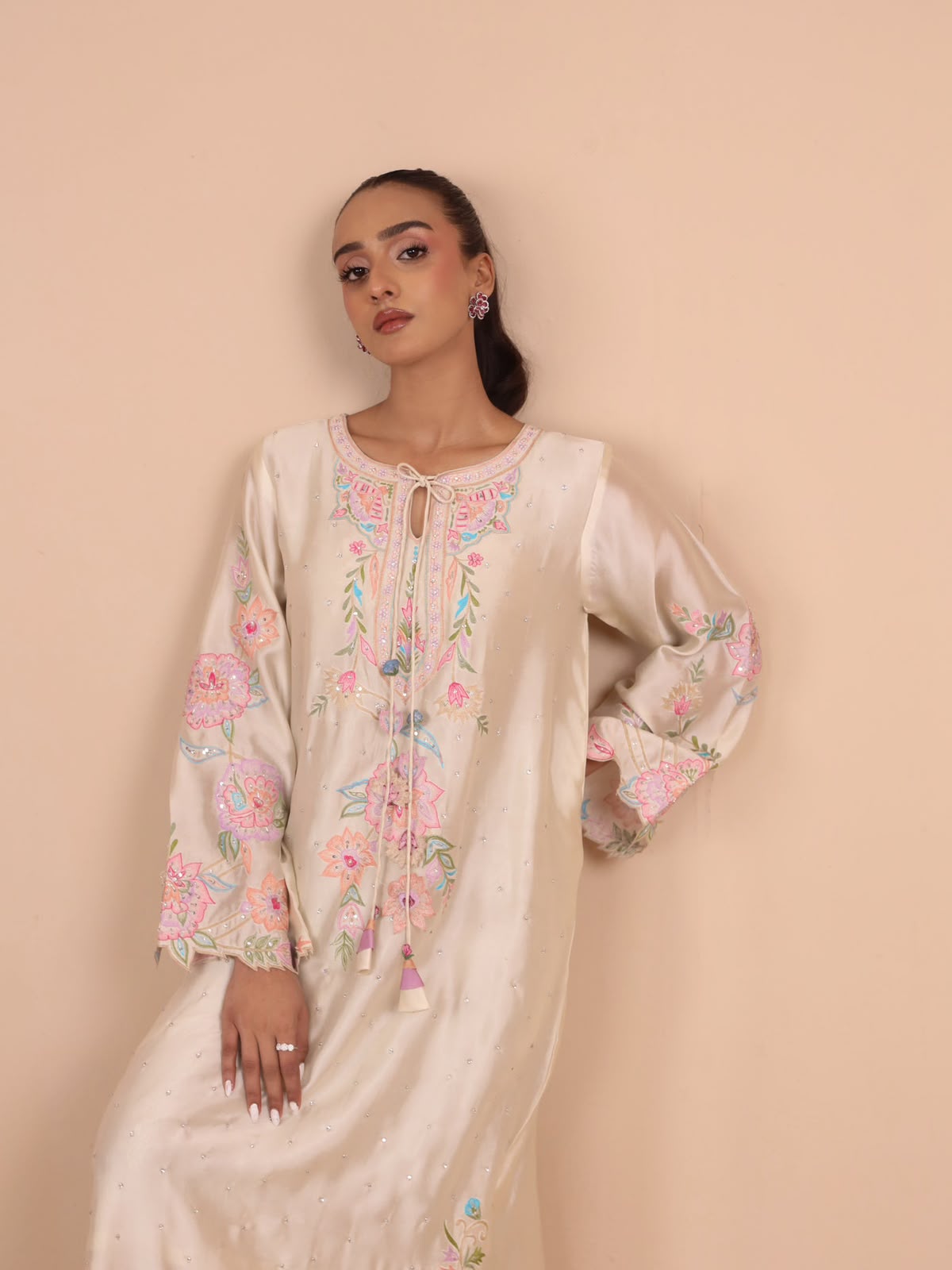 Most Elegant Kaftan Premium Shamoz Silk Multi Thread Embroidered 2-Piece Unstitched Suit – Silk Collection 2026/27 – Cream (view 2)