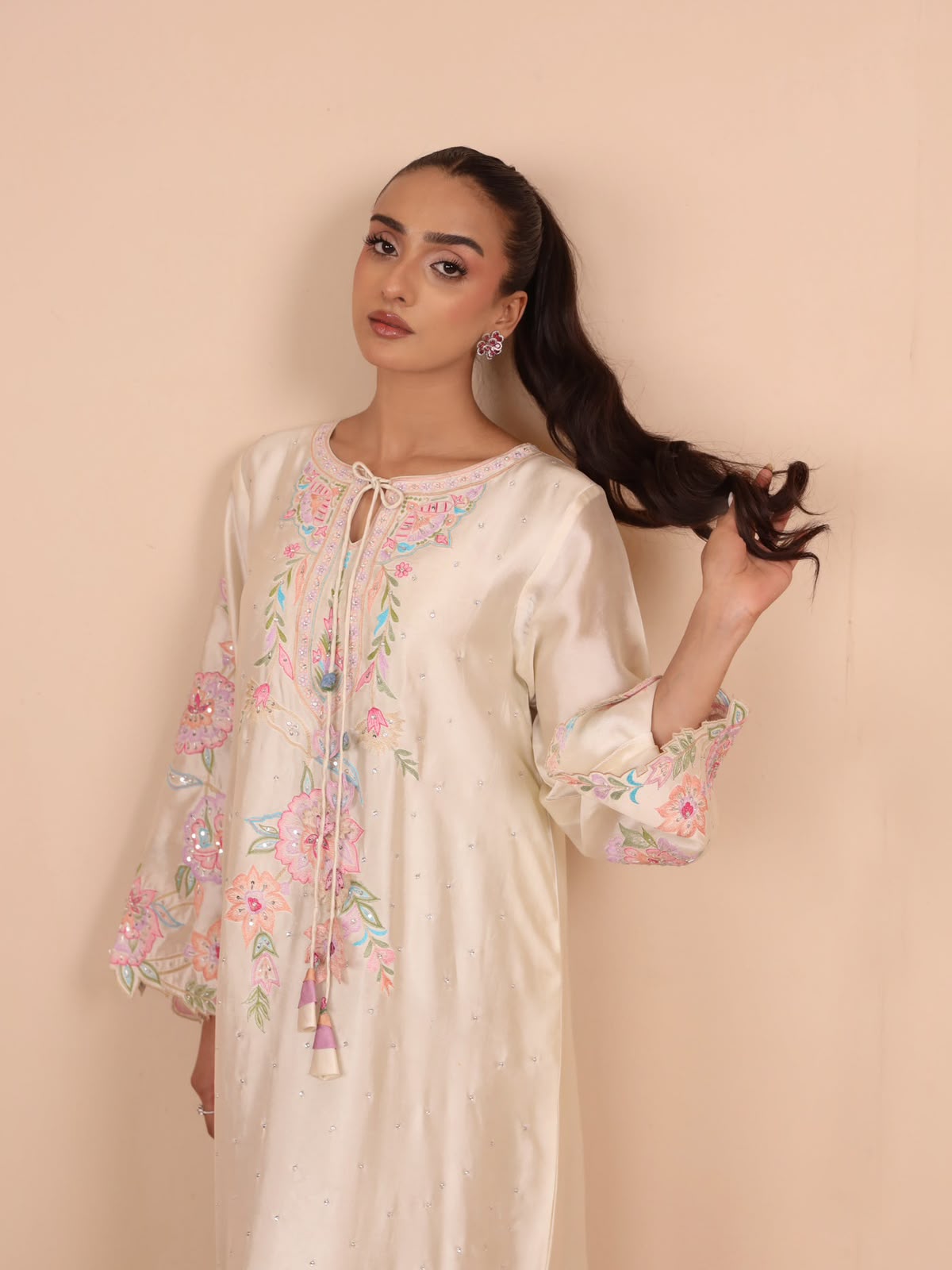 Most Elegant Kaftan Premium Shamoz Silk Multi Thread Embroidered 2-Piece Unstitched Suit – Silk Collection 2026/27 – Cream (view 3)
