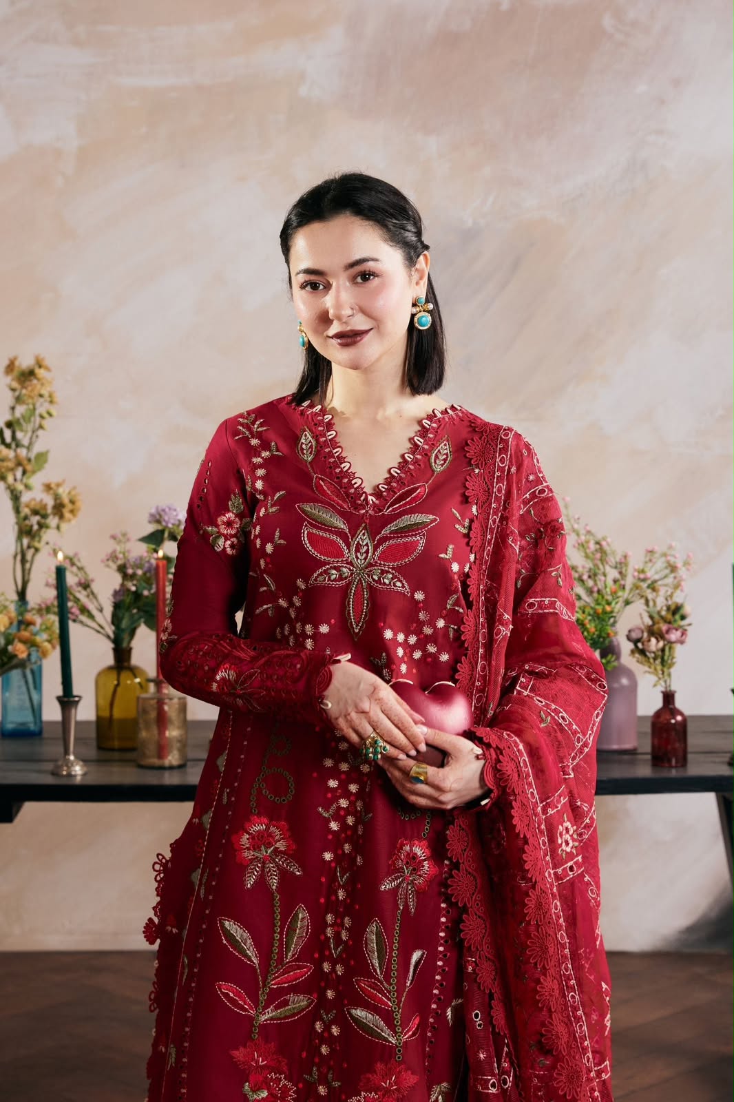 Marryam Hussain 6523 Winter Collection Airjet Dhanak Heavy Embroidered 3-Piece Unstitched Suit with Heavy Embroidered Dhanak Dupatta – Red