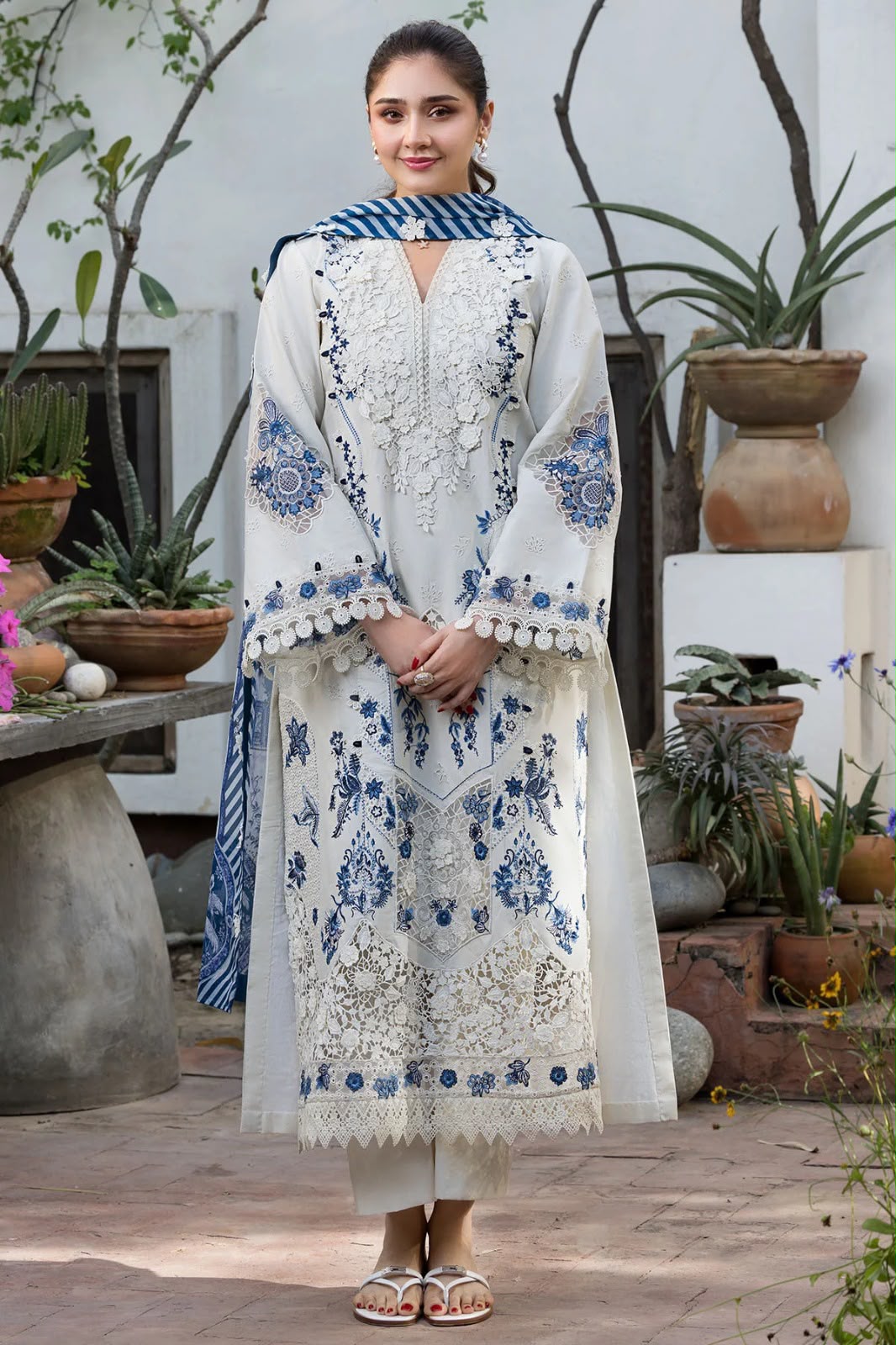 Motifz 2728 Winter Collection Dhanak Heavy Embroidered 3-Piece Unstitched Suit with Soft Twill Wool Printed Shawl – Ivory with Blue Embroidery