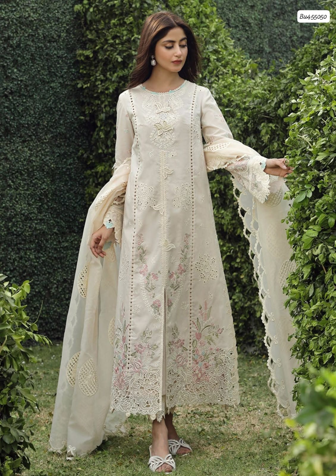 Rang Rasiya Winter Dhanak Embroidered Edition Premium Pure Dhanak 3-Piece Unstitched Suit with Embroidered Dhanak Shawl – Ivory