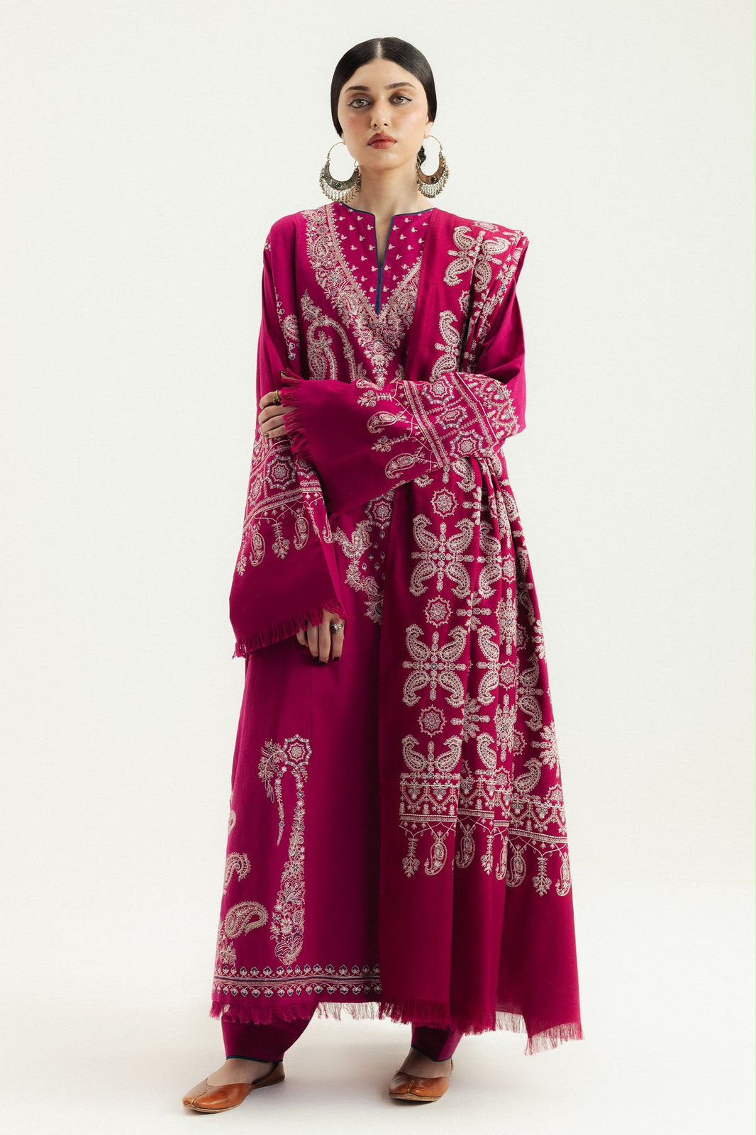 Zara Shahjahan Dhanak 3-Piece Heavy Embroidered Unstitched Suit with Digital Printed Dupatta – Magenta